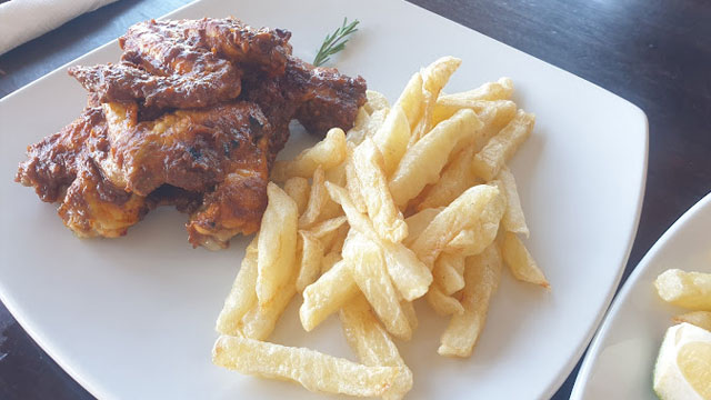 Grilled Quarter Chicken & Chips